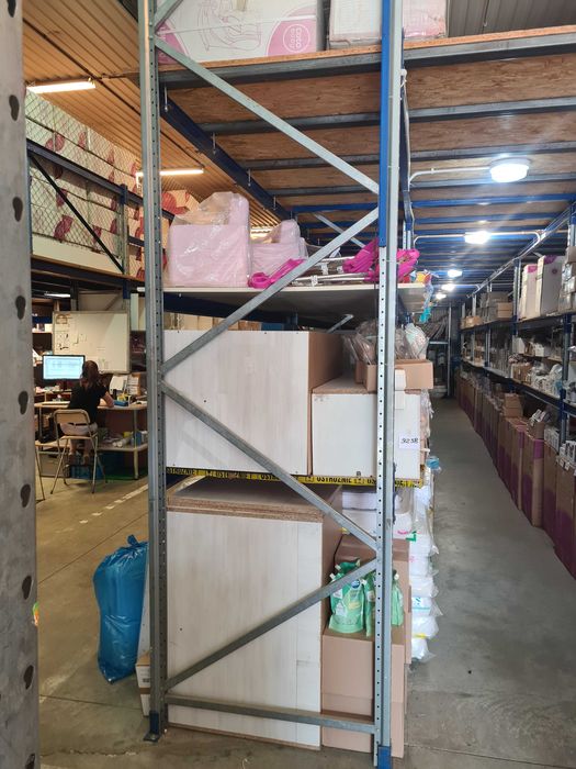 Regały wysokiego składowania - części regałów