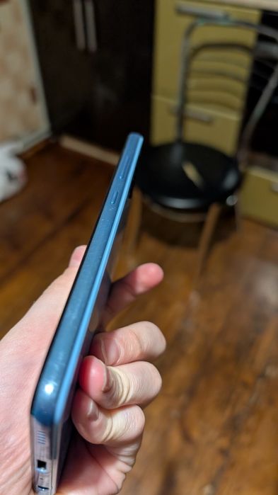 Samsung galaxy a 32 64 gb  , голубий колір