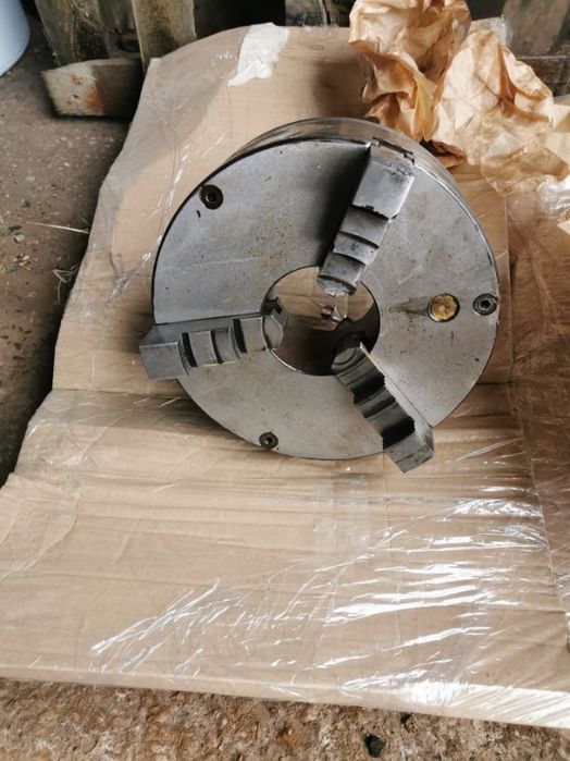 Uchwyt samocentrujacy fi 250