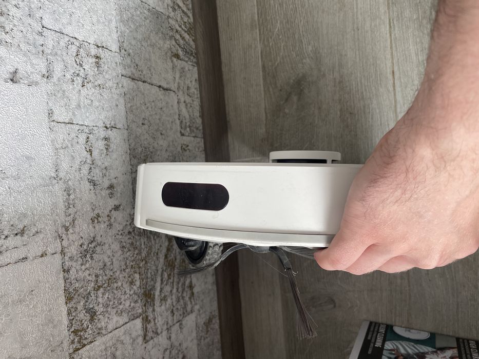 робот пилосос миючий Rowenta 75s