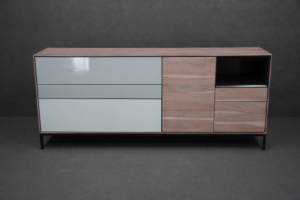 KOMODA LAKIEROWANA CHICAGO Drewniana z akacji BGM24.pl B 8627