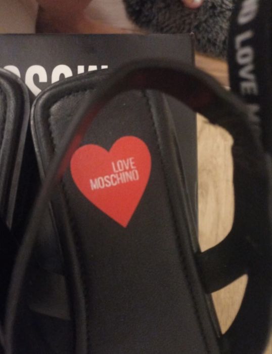 Sandały Love Moschino 40