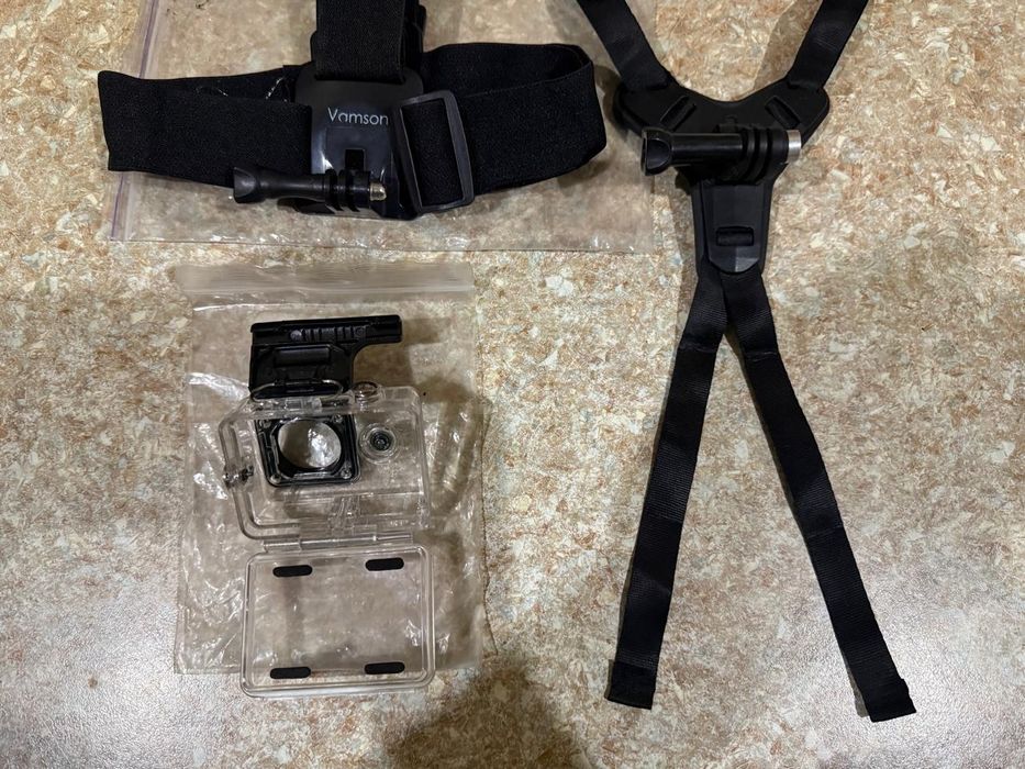Крепления камеры go pro 3,4 или xiaomi Yi, отличное состояние!