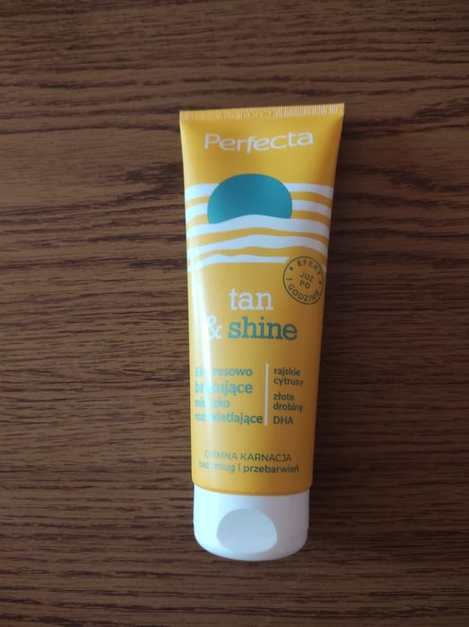 Samoopalacz perfecta z drobinkami złota