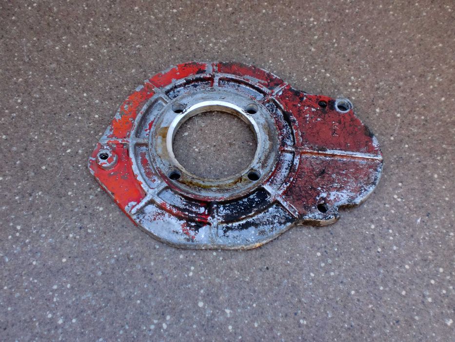 Крышка, плита маховика стартера ПД-10 МТЗ ЮМЗ