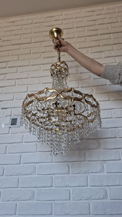 Palacowy żyrandol z kryształkami  w Francuskim stylu