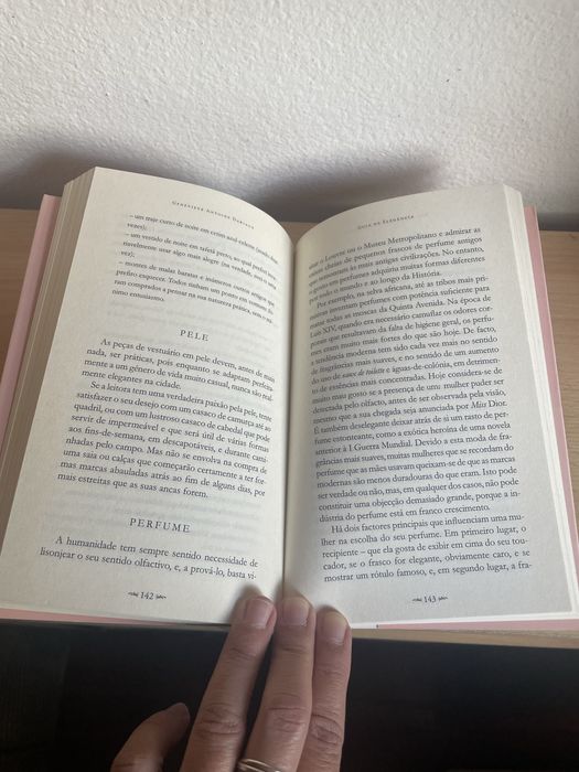 Livro Guia da Elegância