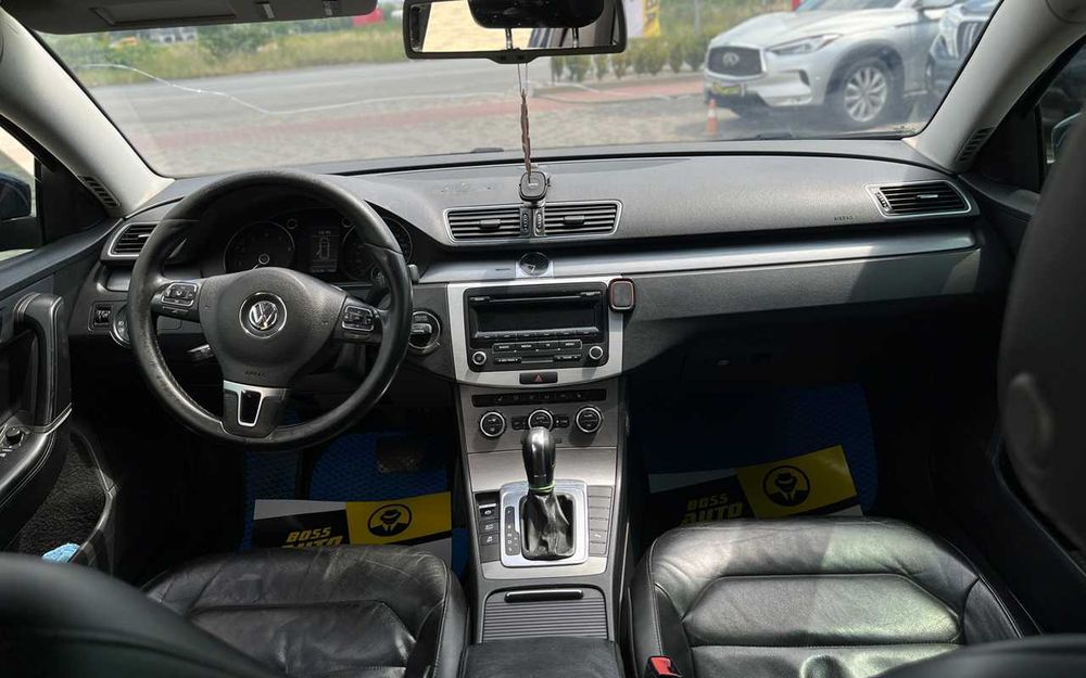 Volkswagen Passat 2012