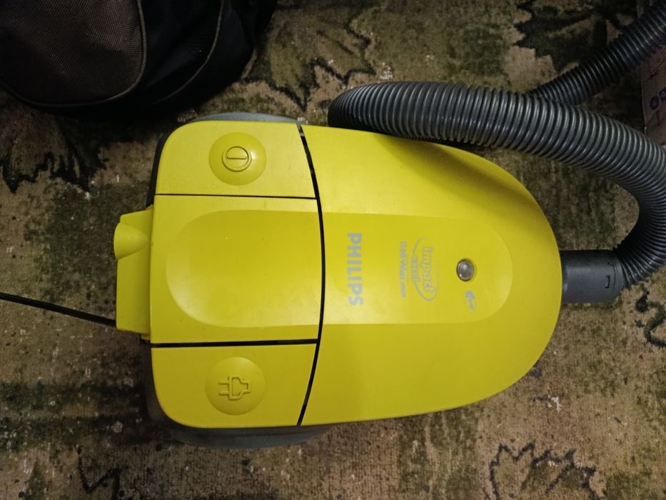 Пылесос Philips на запчасти