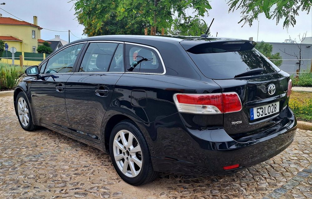 Toyota Avensis 2.0 D4D Nacional