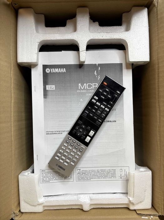 Yamaha PianoCraft R-840 + DVD-840 Czarny