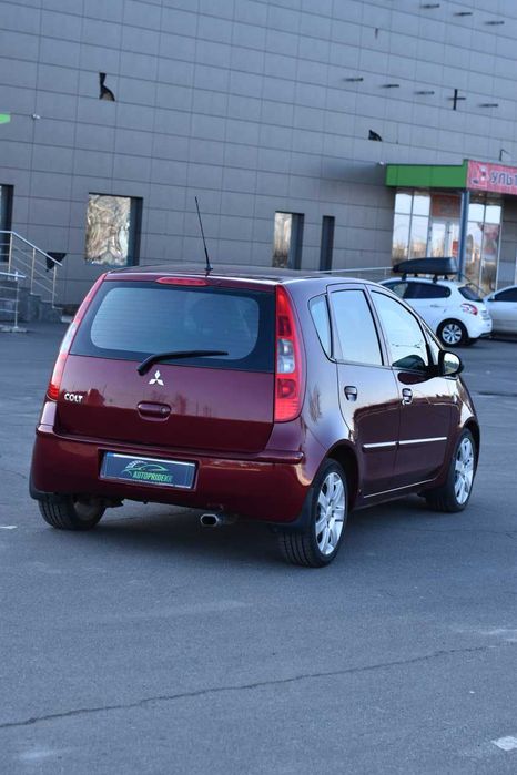 Mitsubishi Colt 2005 1.5 бензин (Перший внесок від 20%)