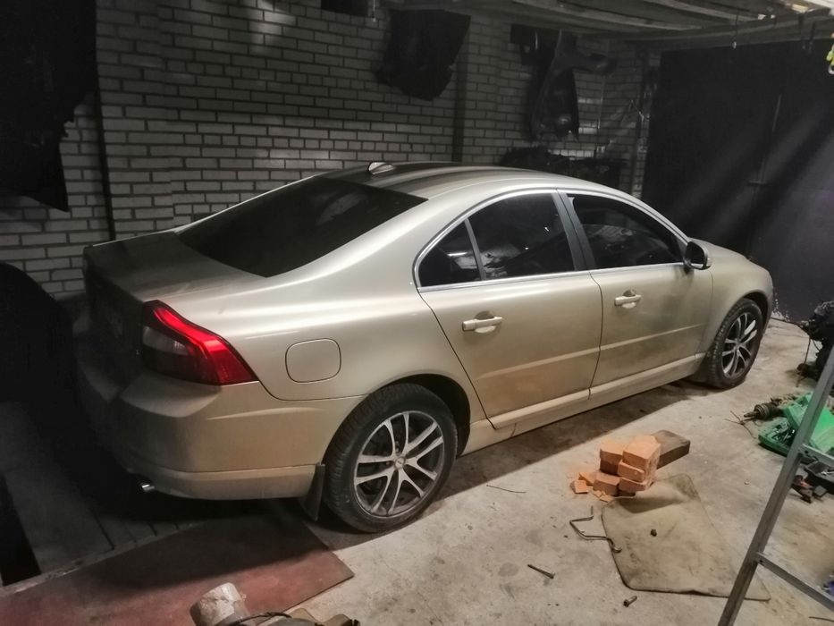 Разборка Volvo S80  2.5t 3.2, 4.4 awd
