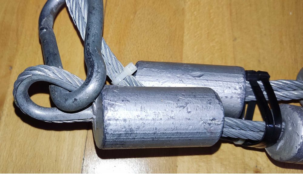 Тренажер верхньої тяги, блочний - для широчайших