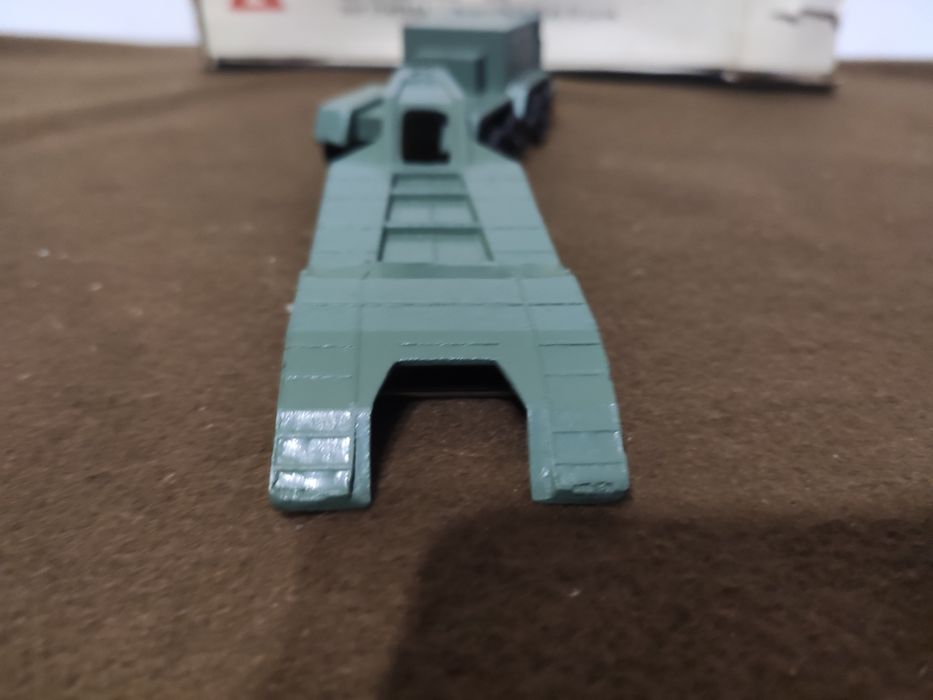 Игрушка ссср тягач