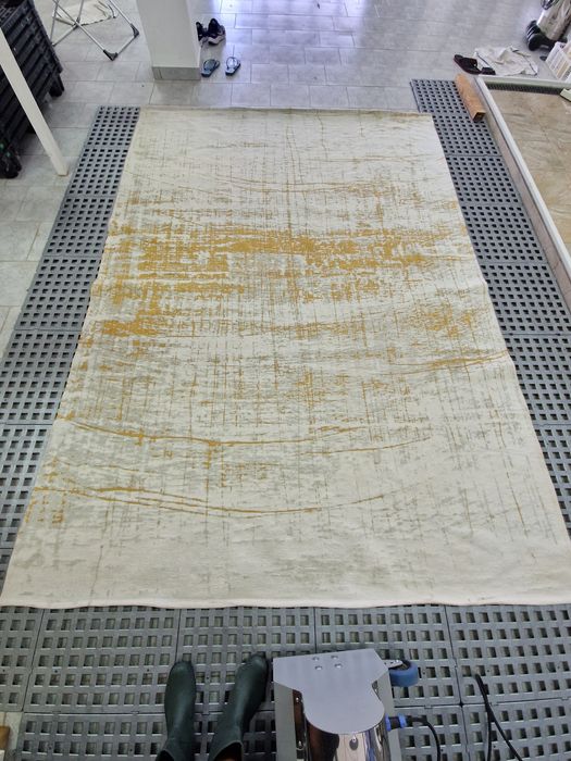 Tapete Cloud Chenille 2,3 x 3,3 Usado