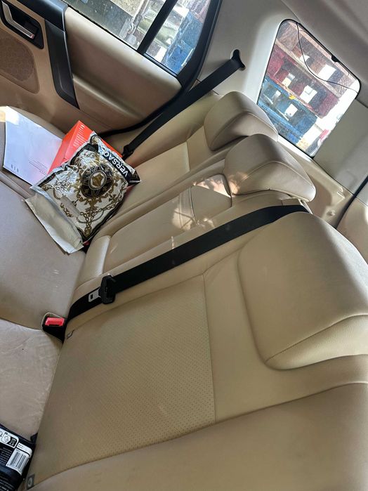 Land Rover Freelander 2 Bancos bege com TV e forras portas 450€