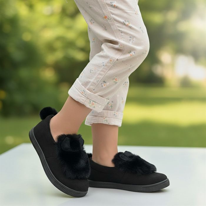 Tenisówki dziecięce niskie z futerkiem buty sportowe 6659 rozm. 32