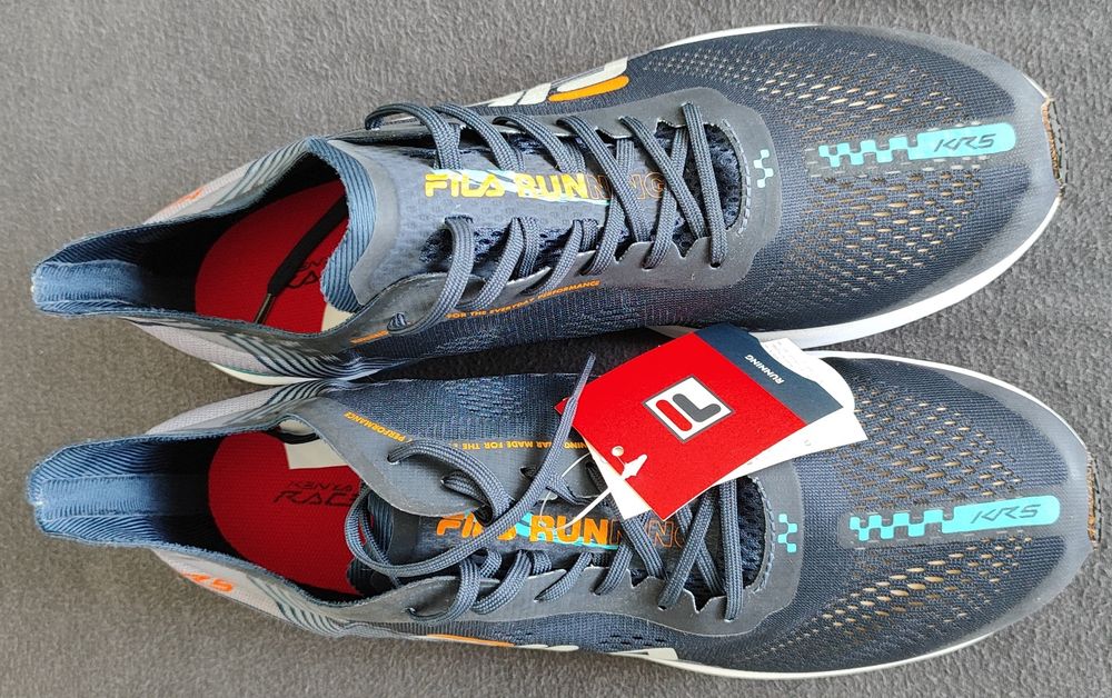 Tennis NOVOS  de corrida FILA KR5