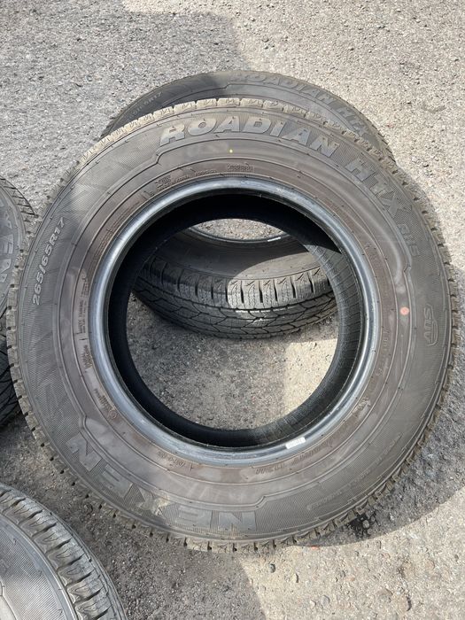 Nexen Roadian HTX RH5 265 65 R17 SUV