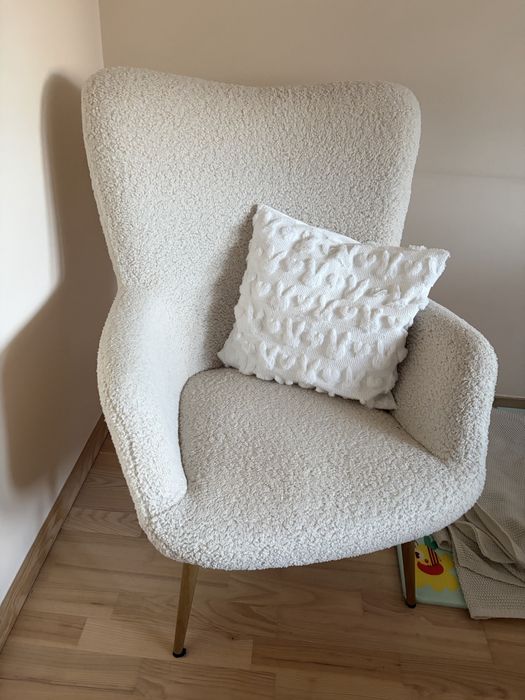 Fotel HUNDESTED naturalna biel plusz/kolor naturalny dąb