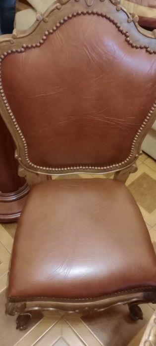 Mesa sala de jantar com 2 cadeiras