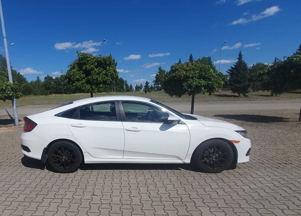 Honda CIVIC  X Sedan