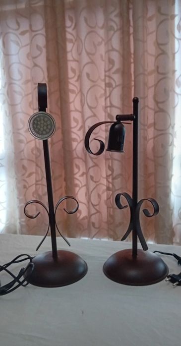 2 candeeiros Led foco