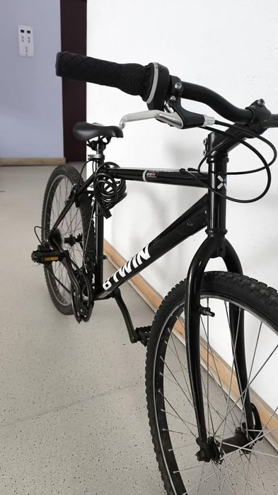 Rockrider Btwin  300 para whellie/grau e downhill