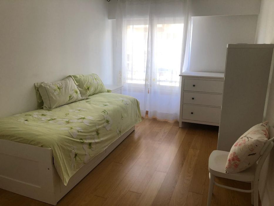 Quarto para arrendar