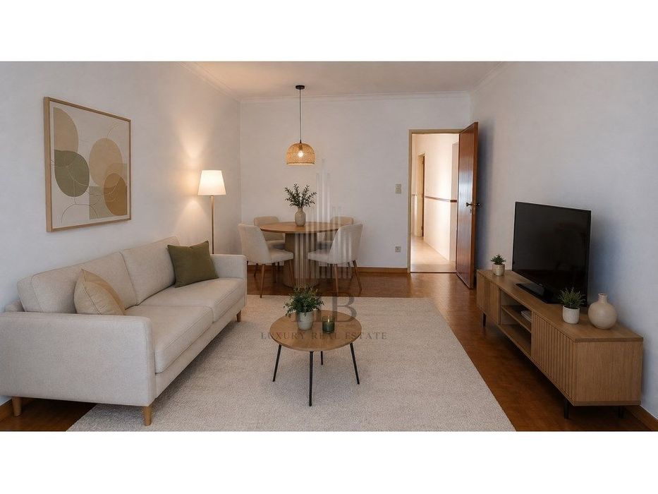 Apartamento T2 | São Carlos | Mem Martins