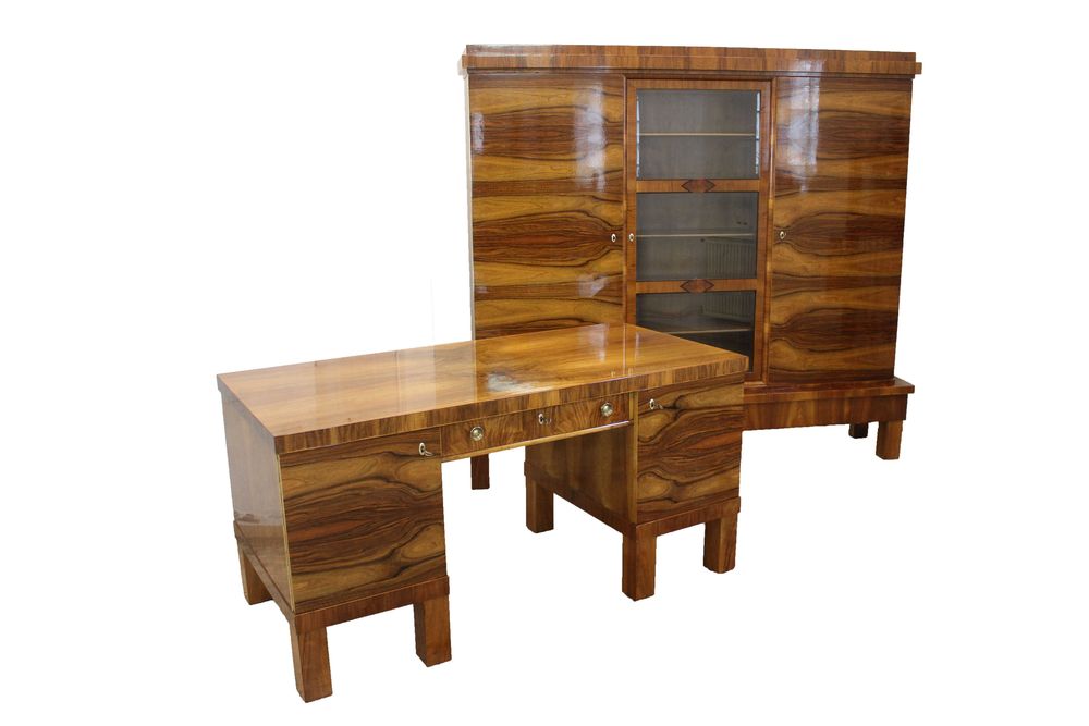 Gabinet Art - Deco w orzechu po renowacji / biblioteka i biurko / ok 1930r