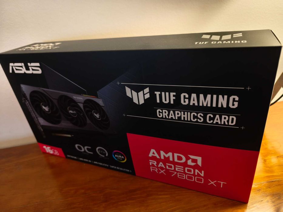 Placa Gráfica - Asus TUF Radeon RX 7800XT OC
