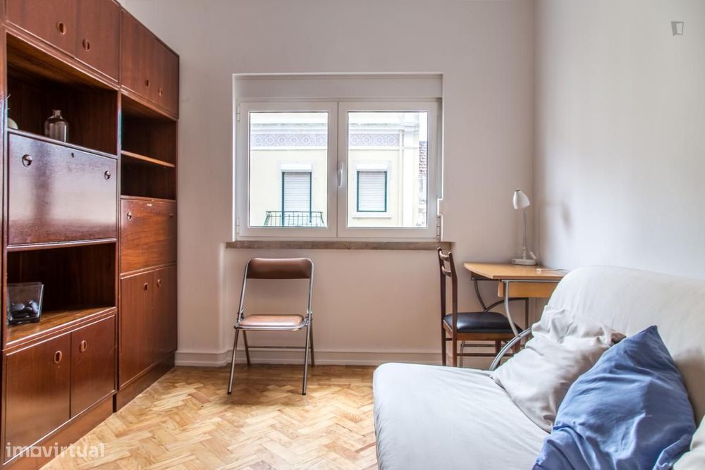 Quarto - localizado em Entrecampos Lisbon