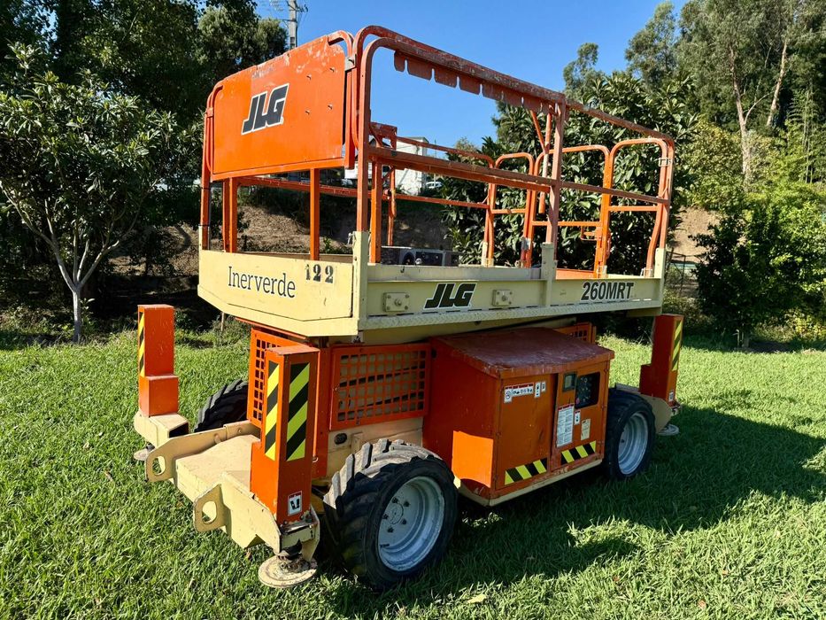 Plataforma elevatória Tesoura JLG 10m