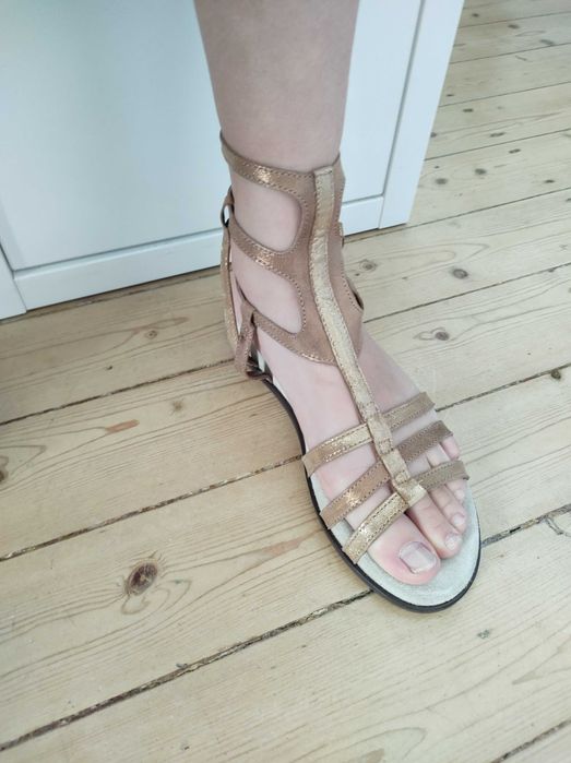 Clarks 36/37 nowe bez metki sandałki rzymianki skóra