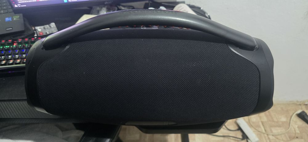 Jbl bombox 3 (pouco usada)