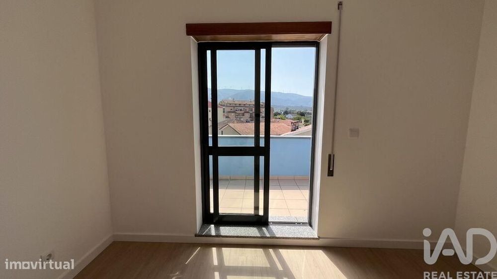 Apartamento T3 em Miranda do Corvo de 82,45 m2