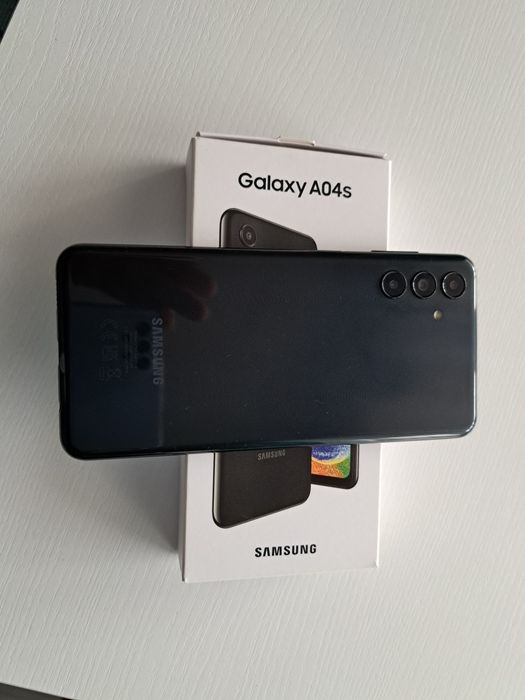 Smartfon Samsung Galaxy A04s+ładowarka, etui.Gwarancja.Wysyłka