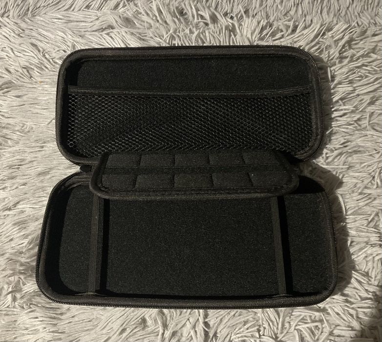 Etui na konsole Nintendo Switch