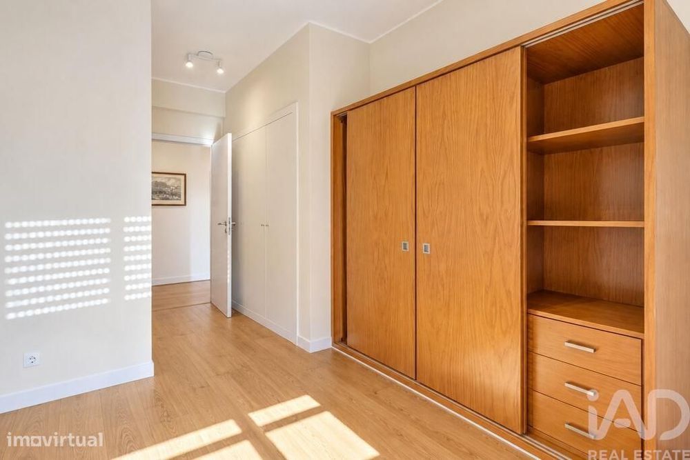 Apartamento T3 em São Domingos de Rana de 104 m2