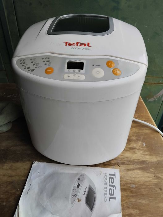 Máquina de fazer pão da marca Teffal