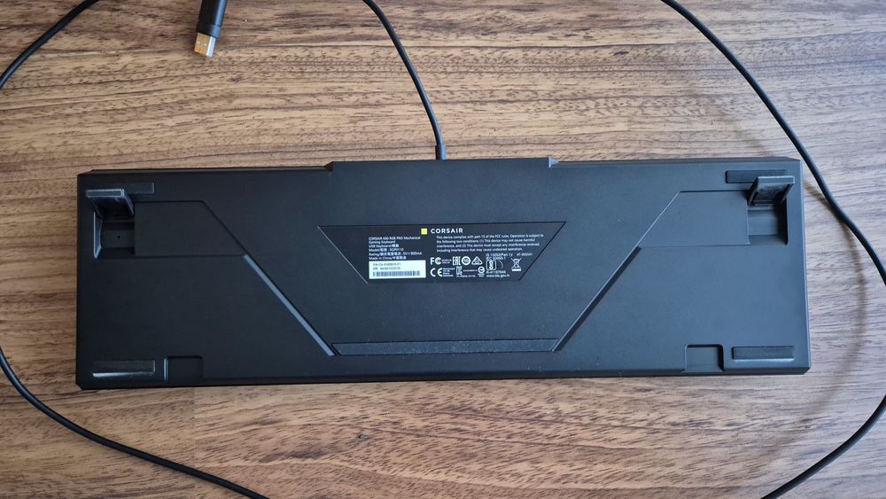 Teclado Corsair K60 RGB PRO