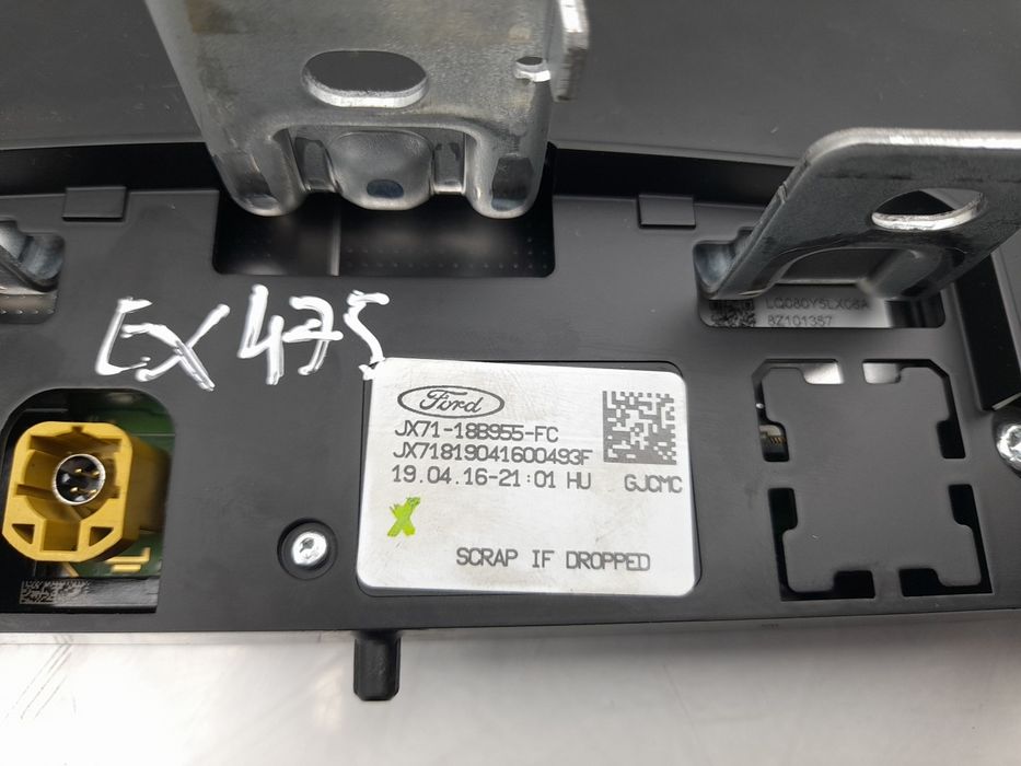 Display / ecrã de informações FORD Focus IV