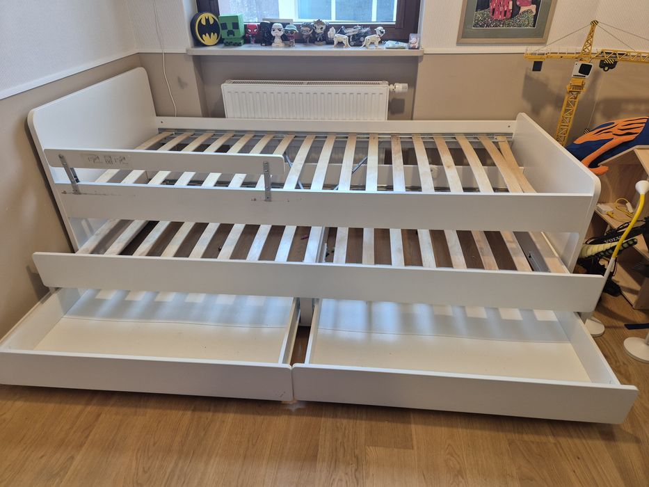 Rama łóżka Ikea SLAKT