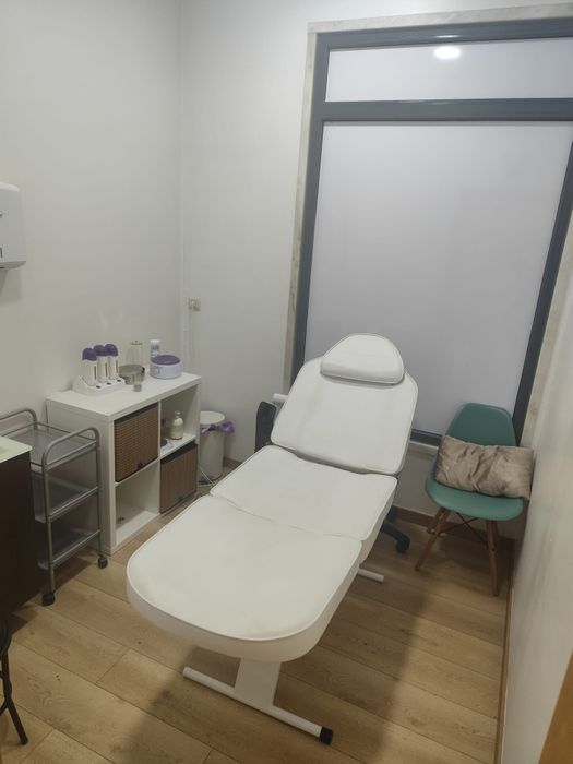 Arrenda-se salão de estética com trespasse em Odivelas