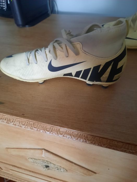 Chuteiras nike T38.5