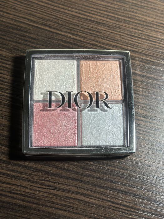 DIOR Backstage палетка хайлайтерів для обличчя