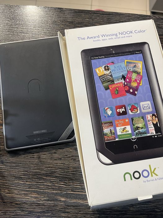 электронная книга-планшет Nook Color Barnes & Noble