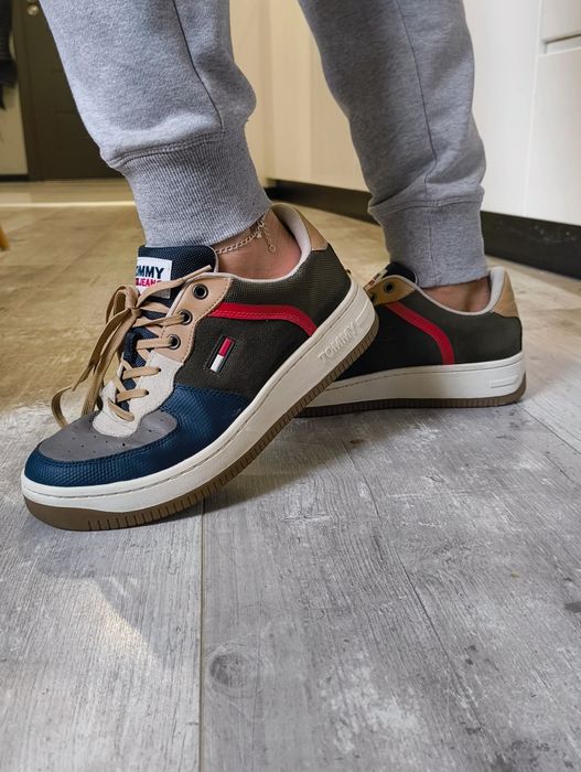 Buty Tommy Hilfiger Basket Cupsole TJM EM0EM00718 JAK NOWE!